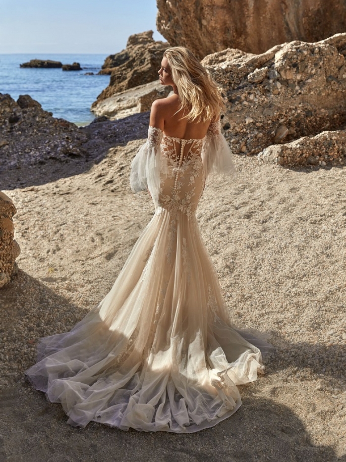 Amelie 15001 back.jpg